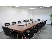 燕莎盛世大厦写字楼中等装修2700㎡