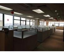 燕莎盛世大厦写字楼精装修3600㎡