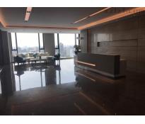 燕莎盛世大厦写字楼精装修2700㎡