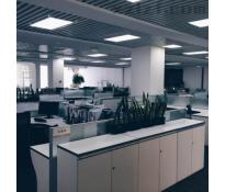 燕莎盛世大厦写字楼精装修3000㎡